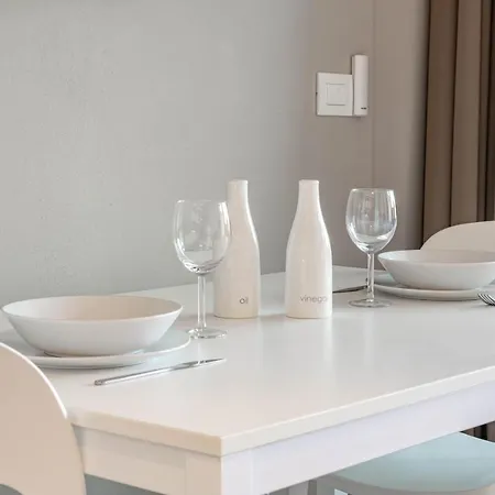 H11 Luxury 7a Porto - Piscina - Jacuzzi דירה